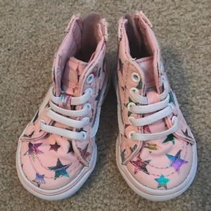 EUC toddler girls high top vans, size 4